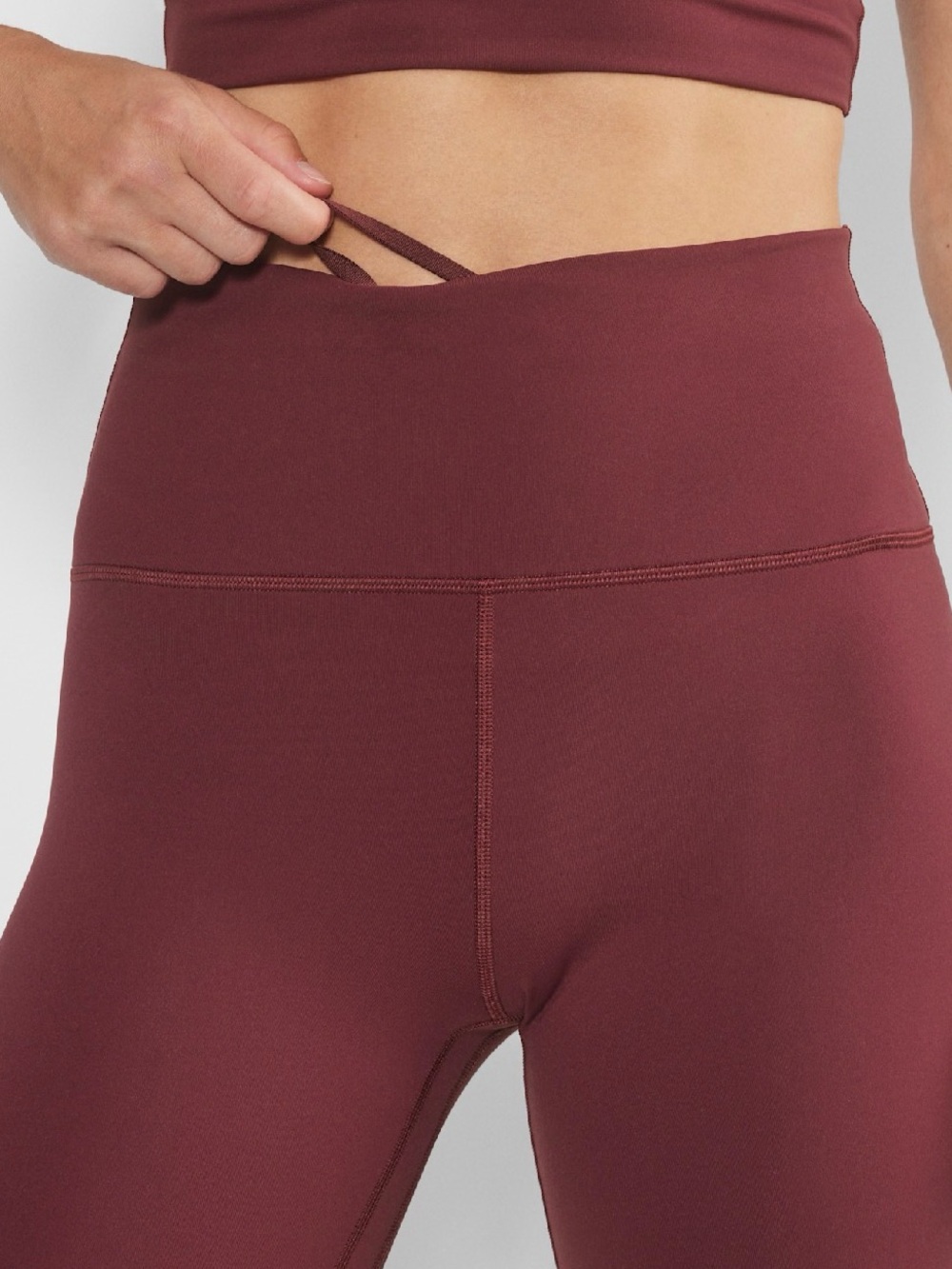 Aritzia PowerSculpt Cheeky Hi-Rise Legging